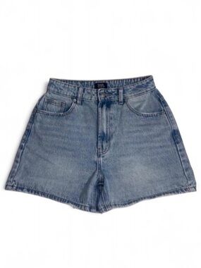 Simple Society High Rise Medium Wash Denim Jean Shorts - Women’s 7